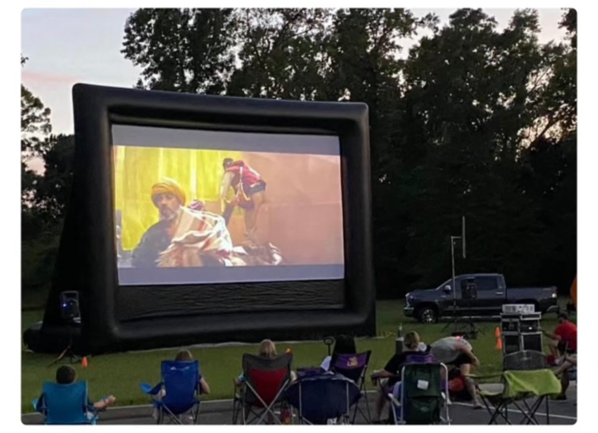 Inflatable movie screen